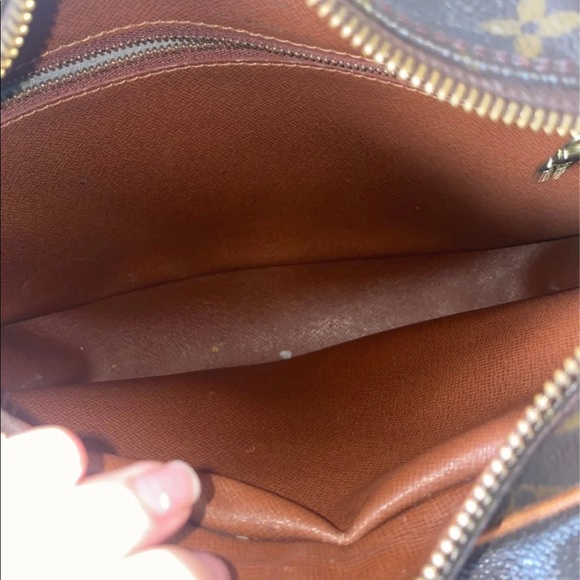 Louis Vuitton shoulder bag - Picture 3 of 4